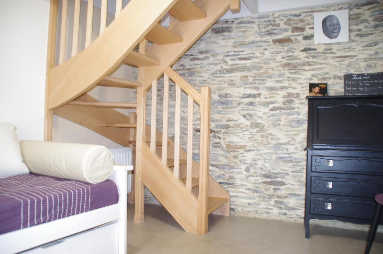 มาดแลน แอนด์ ซี Bed & Breakfast อองเชร์ ภายนอก รูปภาพ